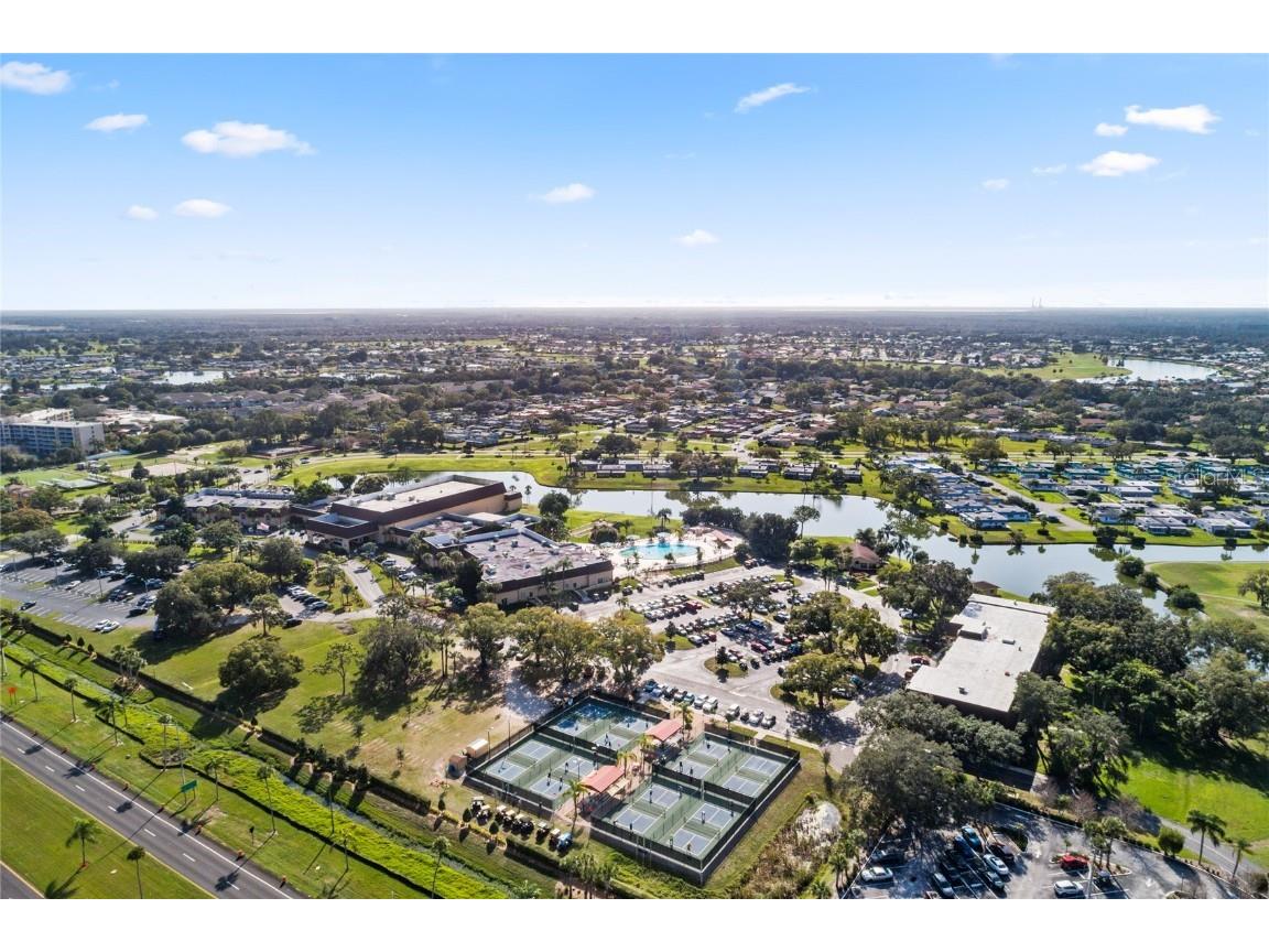 2346 Oakley Green Drive Sun City Center FL 33573 TB8450897 image58