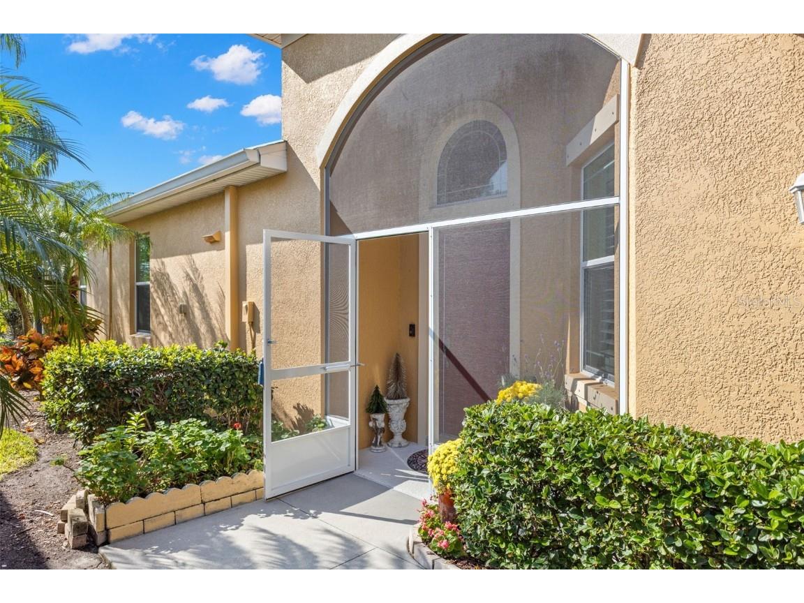 2346 Oakley Green Drive Sun City Center FL 33573 TB8450897 image6