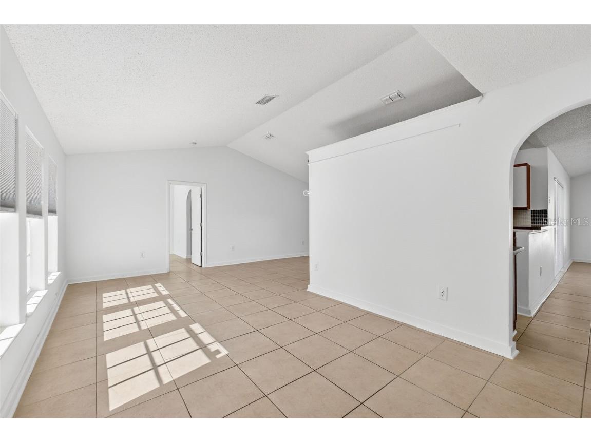 2346 Queenswood Circle Kissimmee FL 34743 O6362794 image6