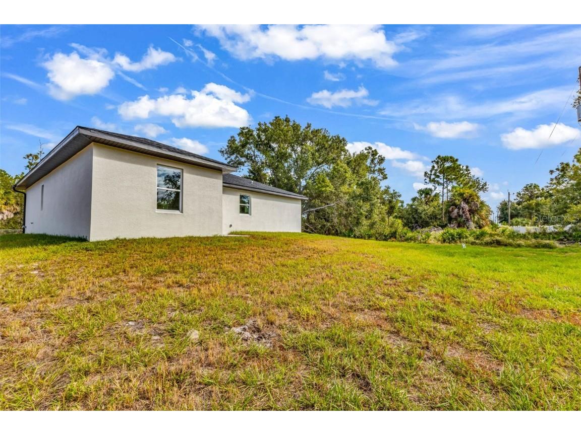 23461 Winthrob Avenue Punta Gorda FL 33980 C7517579 image43