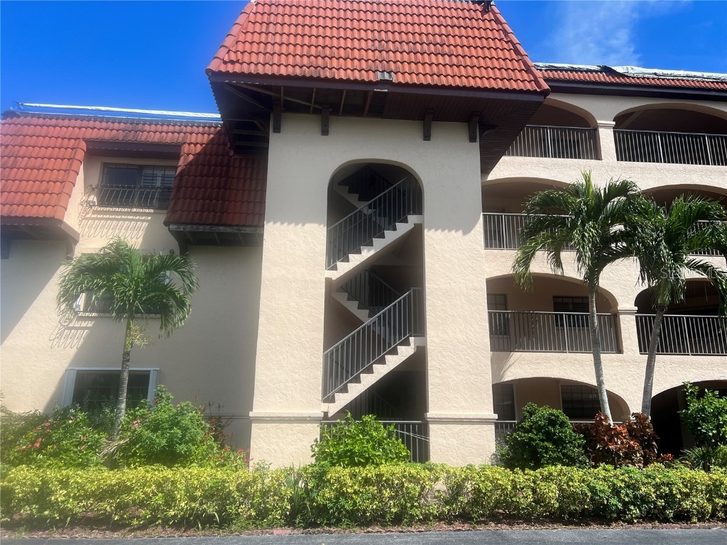 23465 Harborview Road #221 Port Charlotte FL 33980 C7481392 image1