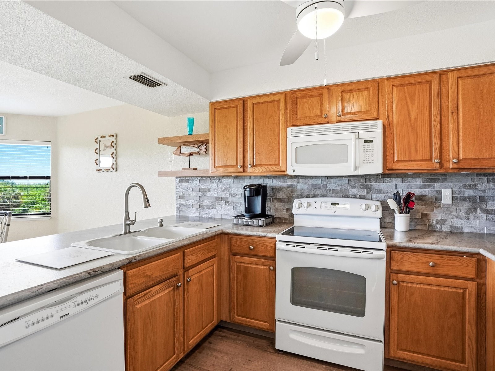 23465 Harborview Road #235 Punta Gorda FL 33980 - PEACE RIVER C7526473 image12