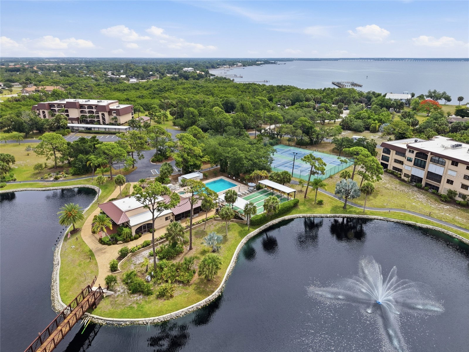 23465 Harborview Road #913 Punta Gorda FL 33980 C7526207 image5