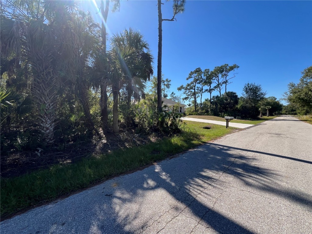 23469 Wickens Avenue Punta Gorda FL 33980 C7517477 image3