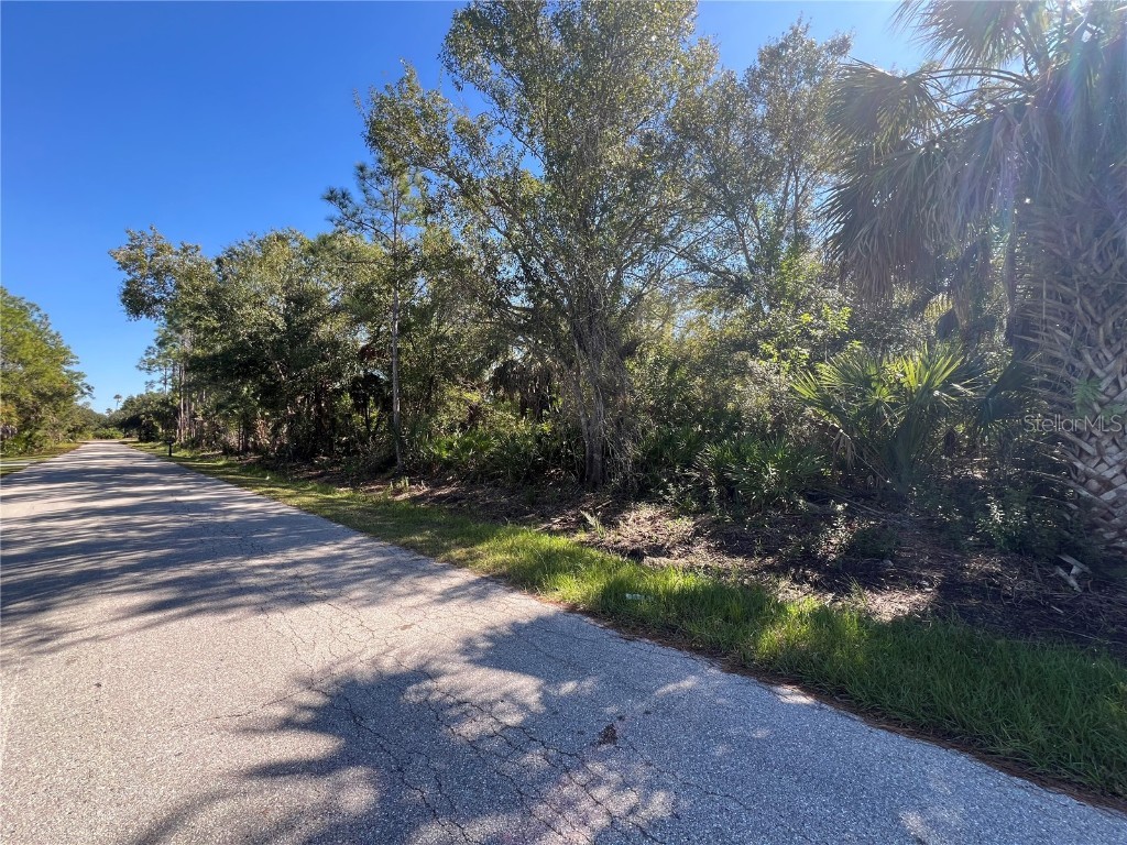 23469 Wickens Avenue Punta Gorda FL 33980 C7517477 image4