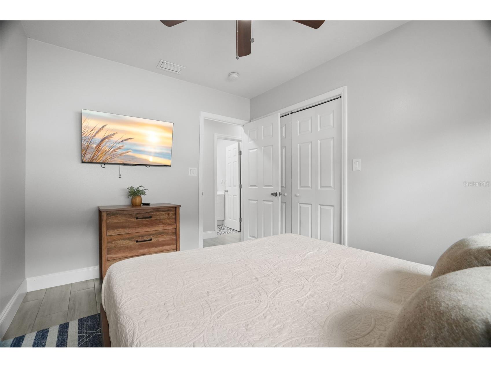 2347 Dora Drive Clearwater FL 33765 TB8516317 image22