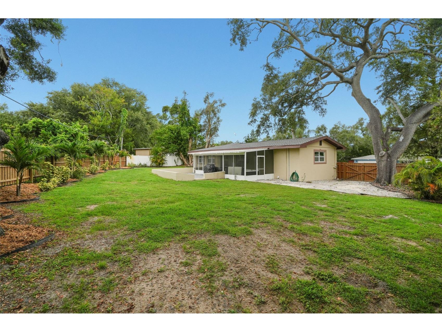 2347 Dora Drive Clearwater FL 33765 TB8516317 image29