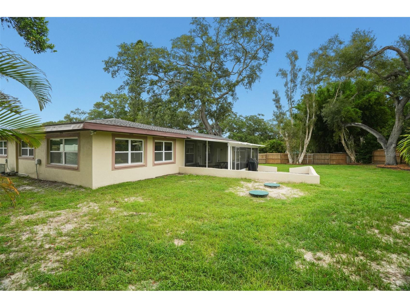 2347 Dora Drive Clearwater FL 33765 TB8516317 image30