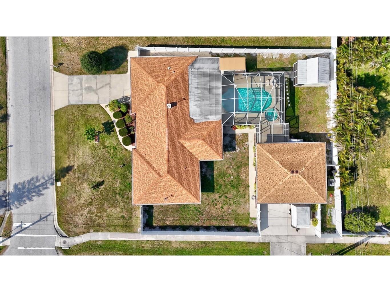 2347 Sunnyside Place Sarasota FL 34239 A4639363 image1