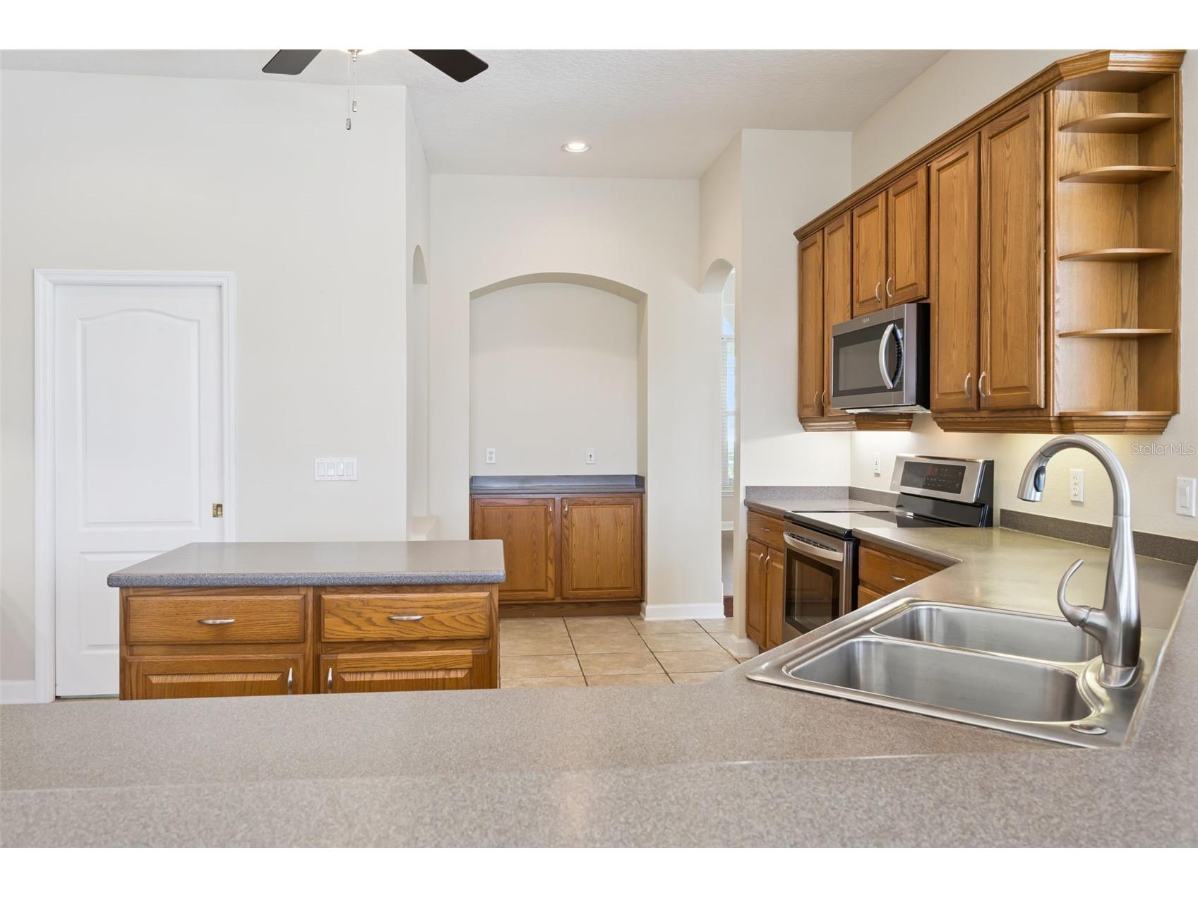 2347 Warren Woods Drive Orlando FL 32835 O6403721 image13