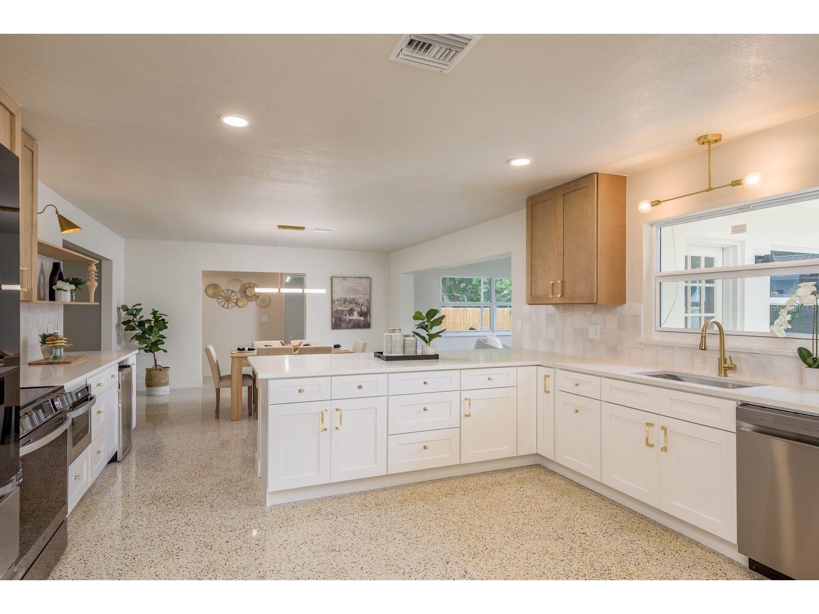 2347 Watrous Drive Dunedin FL 34698 TB8485221 image11