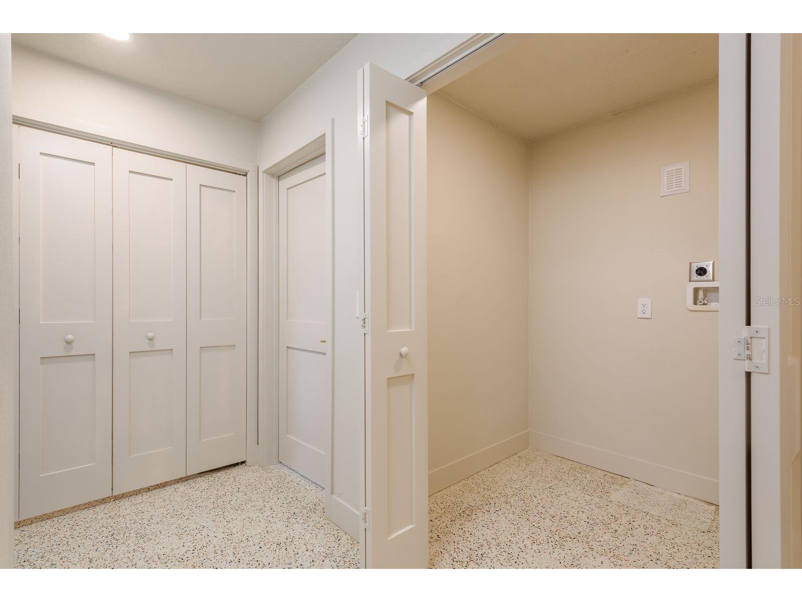 2347 Watrous Drive Dunedin FL 34698 TB8485221 image40