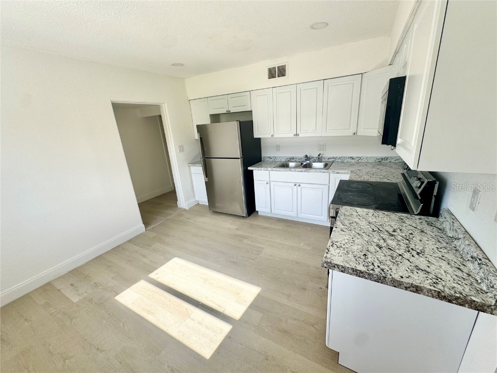 23476 Harper Avenue Punta Gorda FL 33980 C7509902 image4