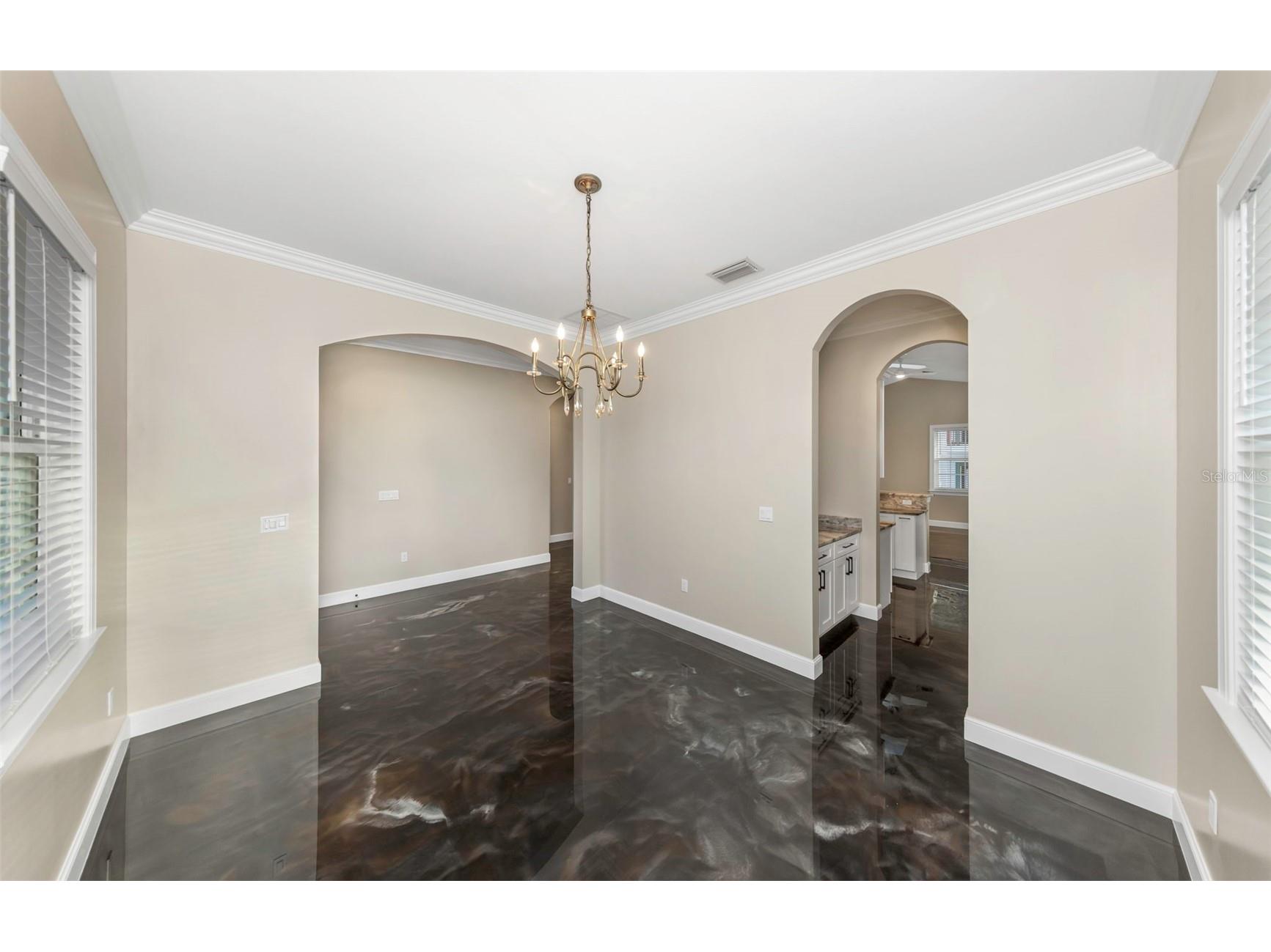 2348 2nd Avenue S Saint Petersburg FL 33712 TB8478425 image12