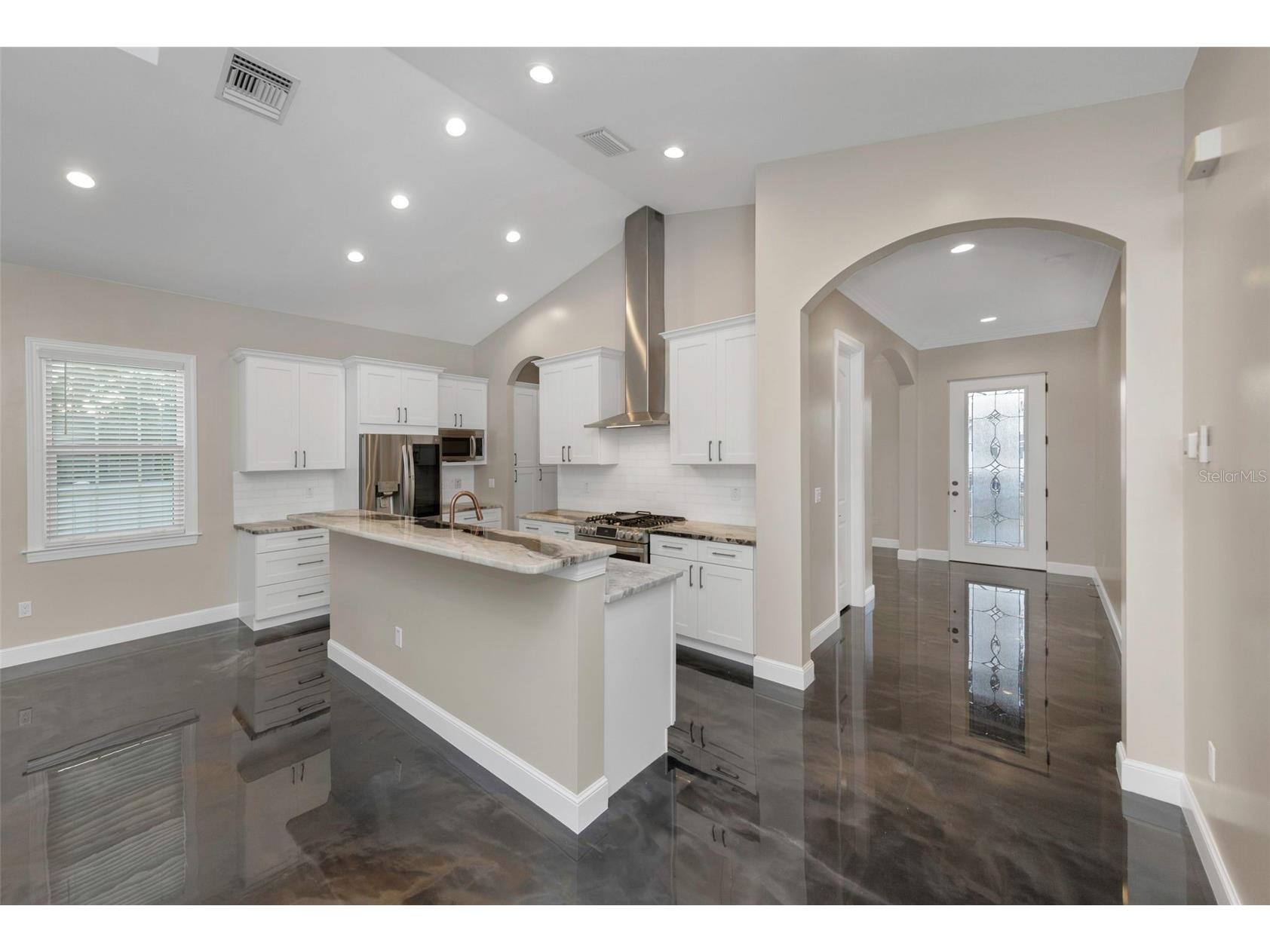 2348 2nd Avenue S Saint Petersburg FL 33712 TB8478425 image13