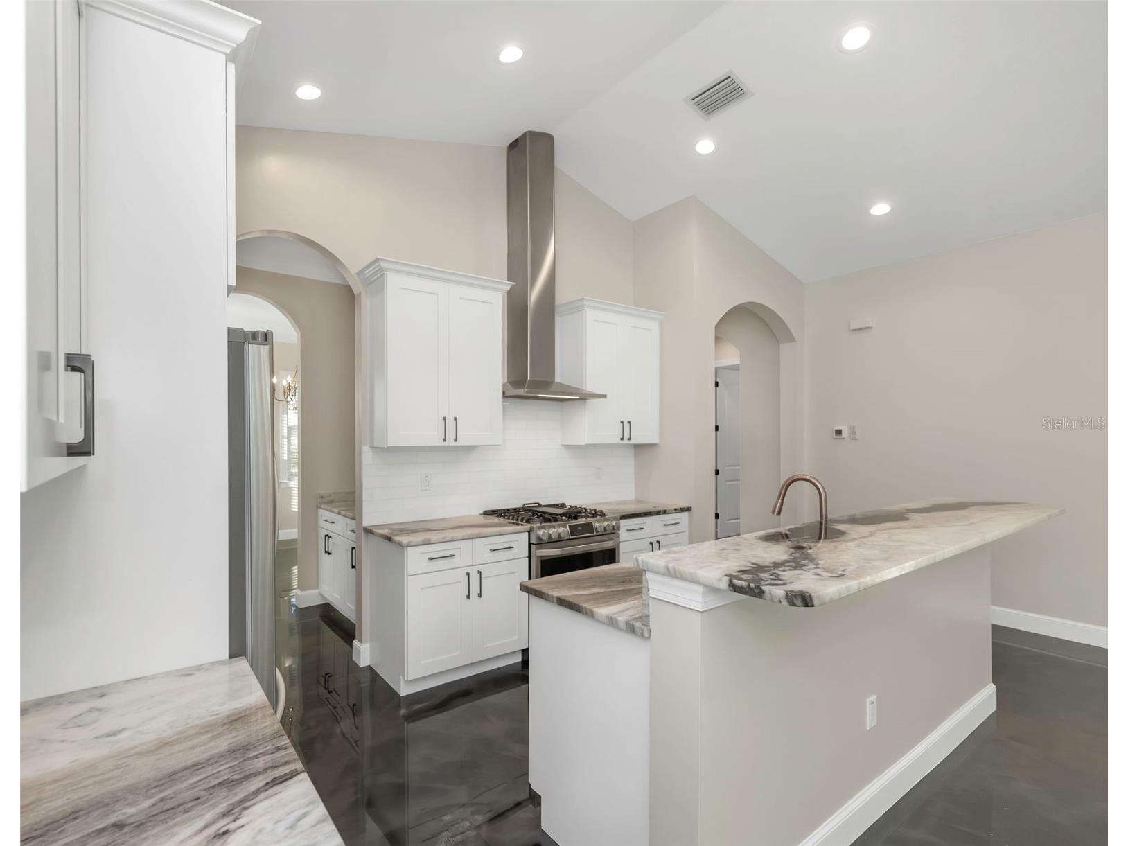 2348 2nd Avenue S Saint Petersburg FL 33712 TB8478425 image15