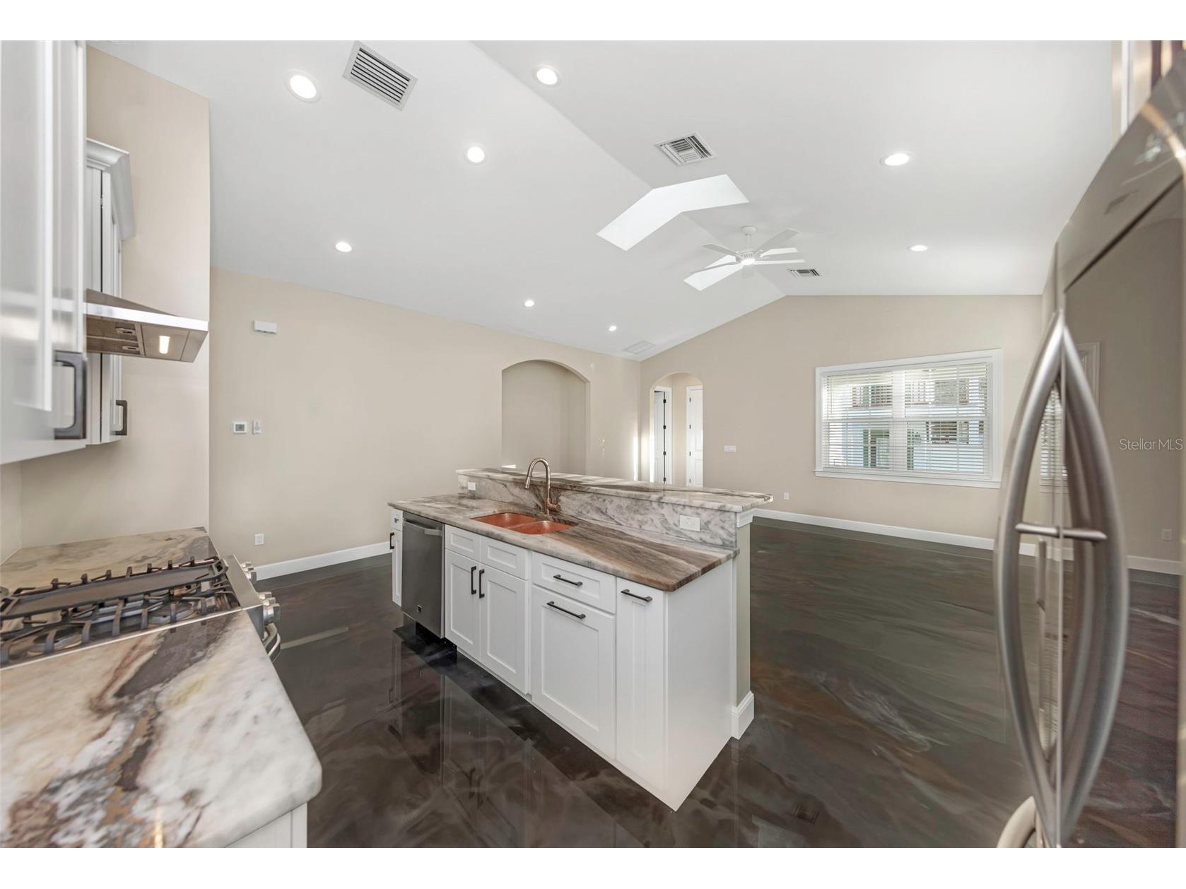 2348 2nd Avenue S Saint Petersburg FL 33712 TB8478425 image16