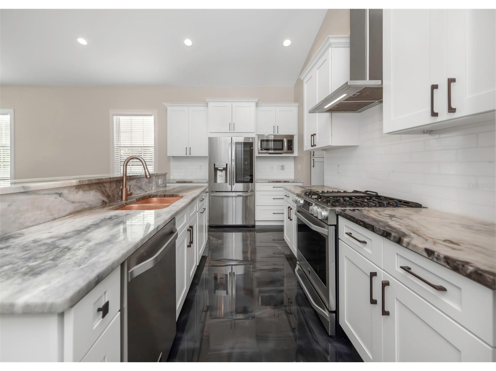 2348 2nd Avenue S Saint Petersburg FL 33712 TB8478425 image18