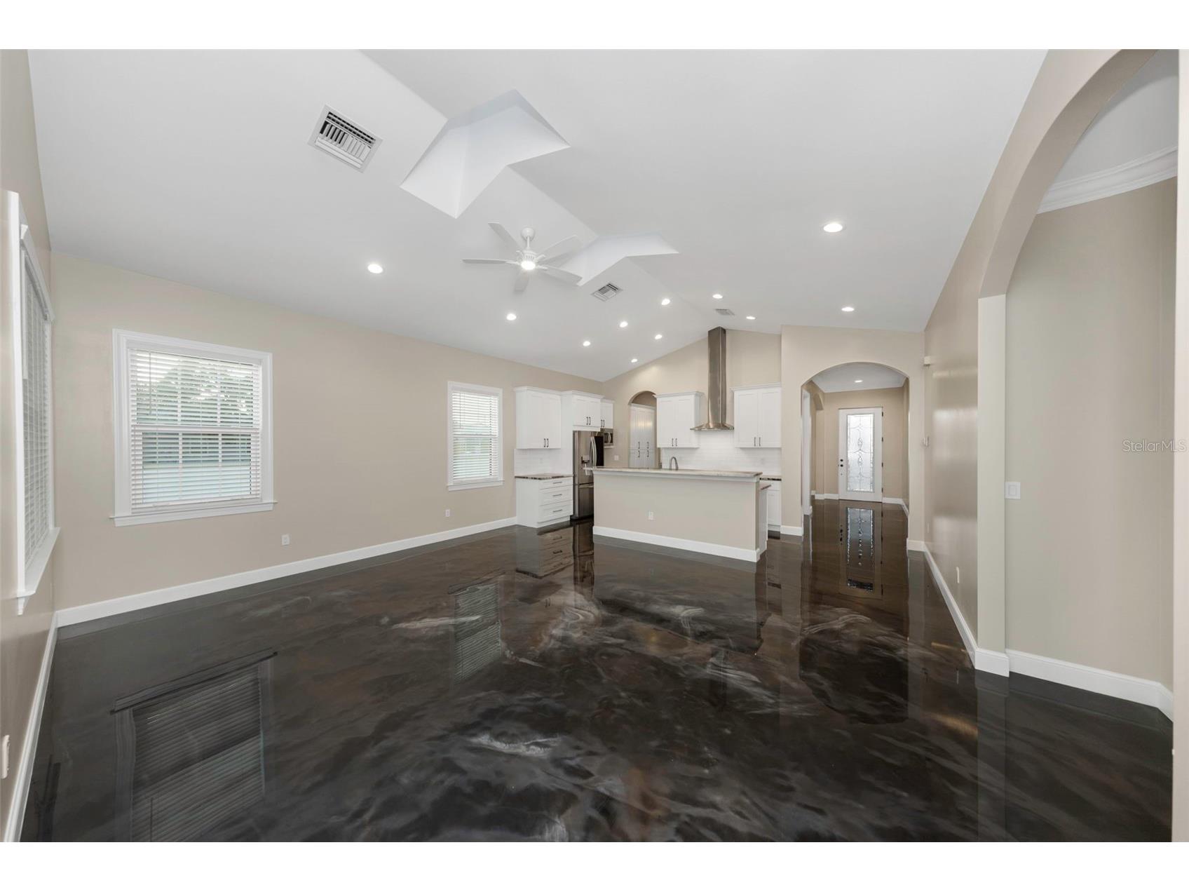 2348 2nd Avenue S Saint Petersburg FL 33712 TB8478425 image20