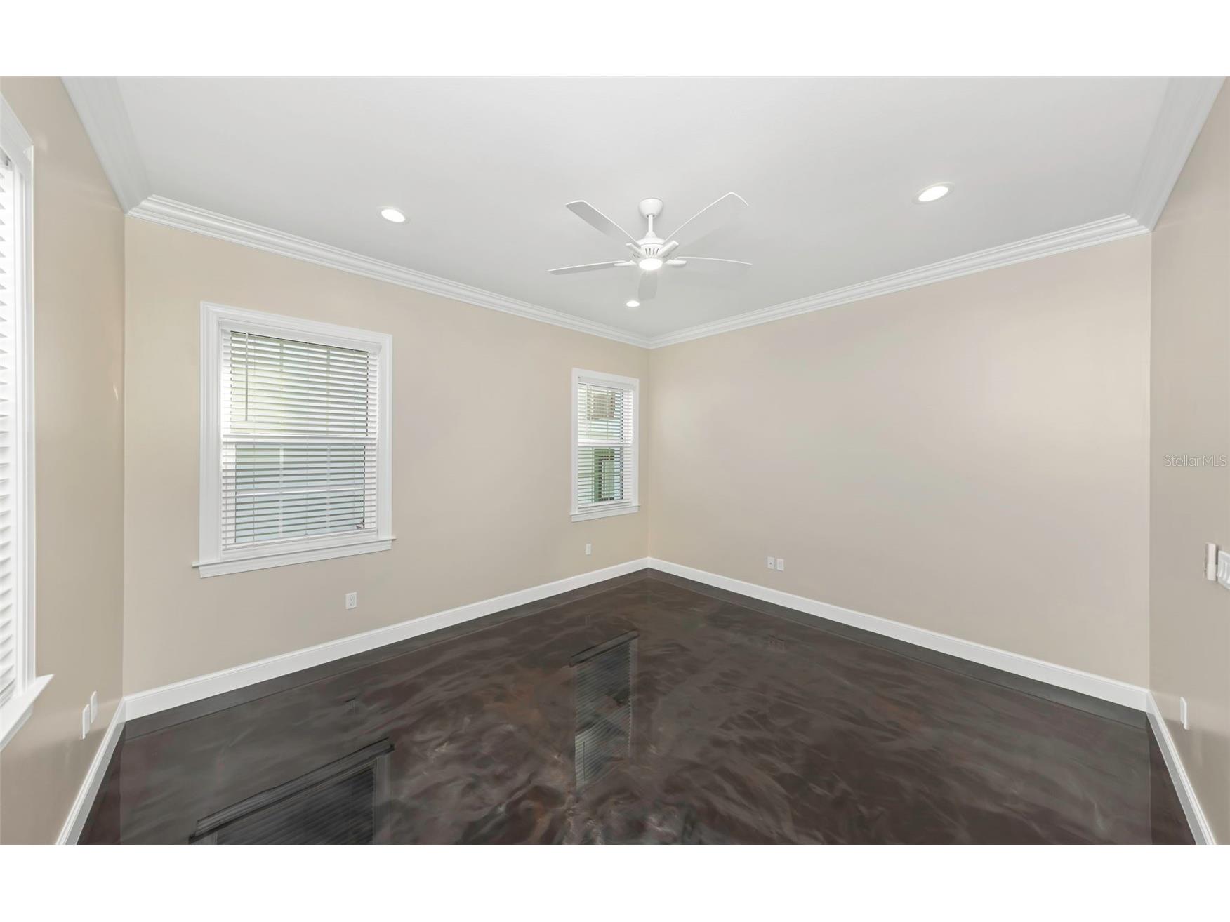 2348 2nd Avenue S Saint Petersburg FL 33712 TB8478425 image28