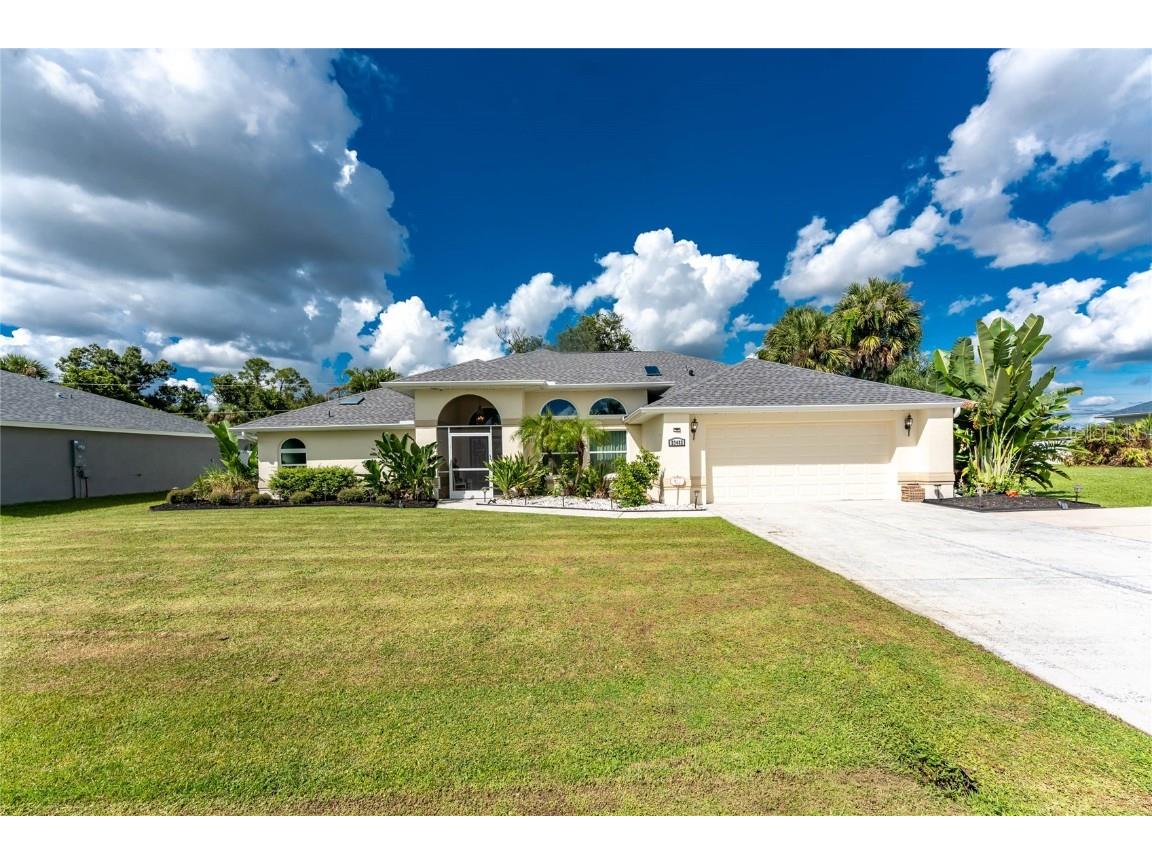 23482 and 23490 Freeport Avenue Port Charlotte FL 33954 C7515503 image1