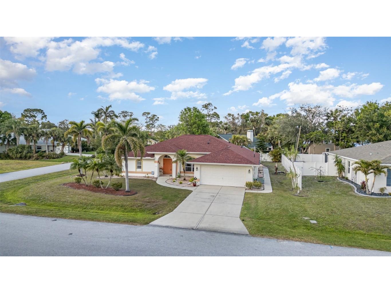 23488 Almond Avenue Port Charlotte FL 33954 C7506076 image1