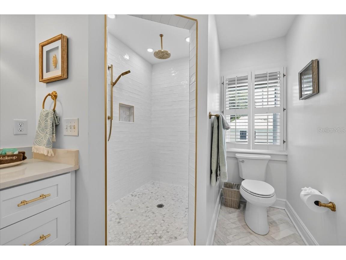 235 10th Avenue NE Saint Petersburg FL 33701 - TAMPA BAY TB8397032 image17