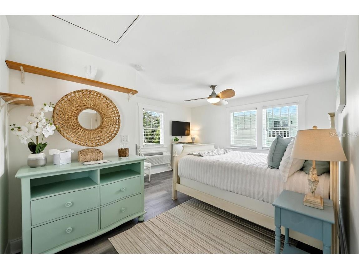 235 10th Avenue NE Saint Petersburg FL 33701 - TAMPA BAY TB8397032 image28