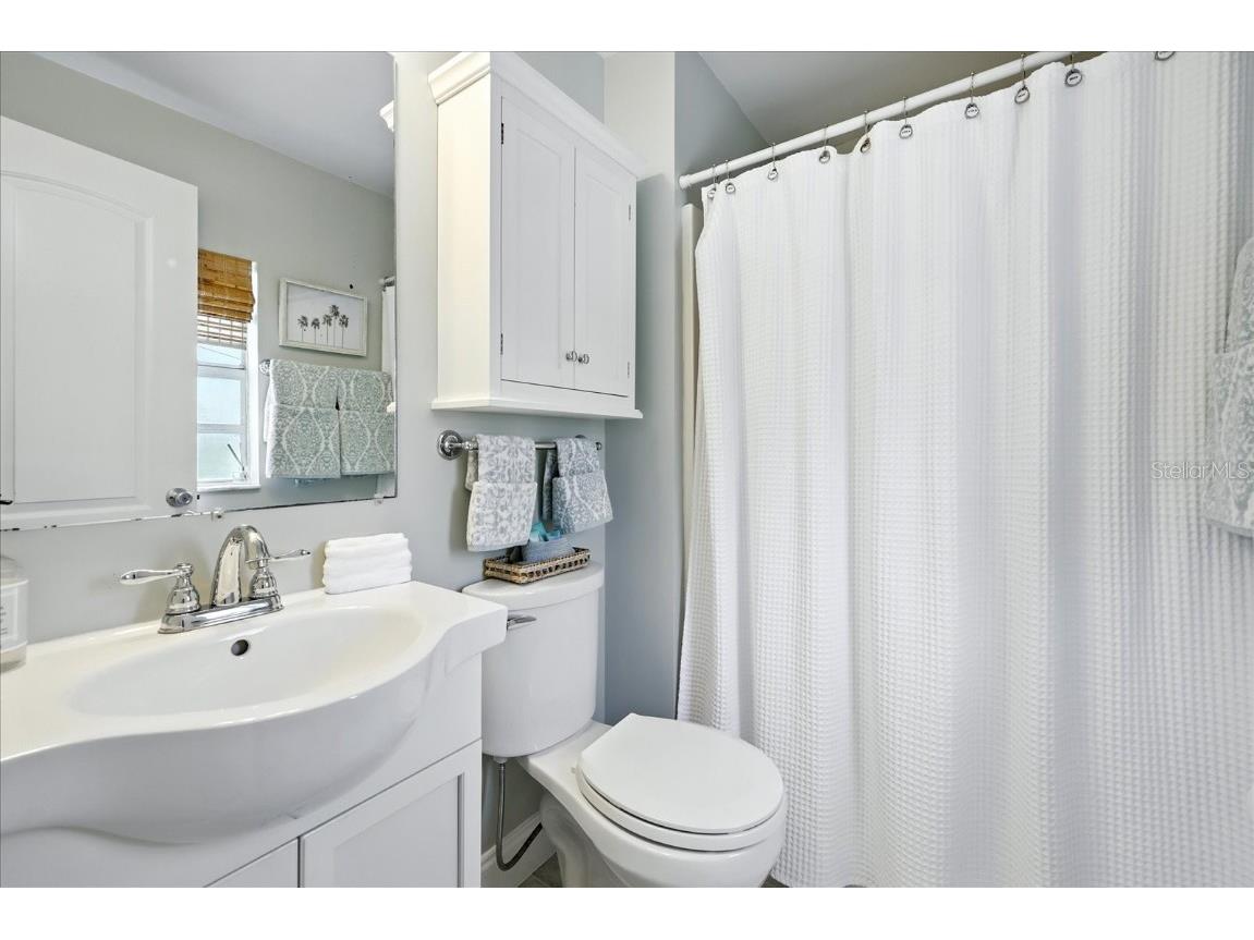 235 10th Avenue NE Saint Petersburg FL 33701 - TAMPA BAY TB8397032 image30