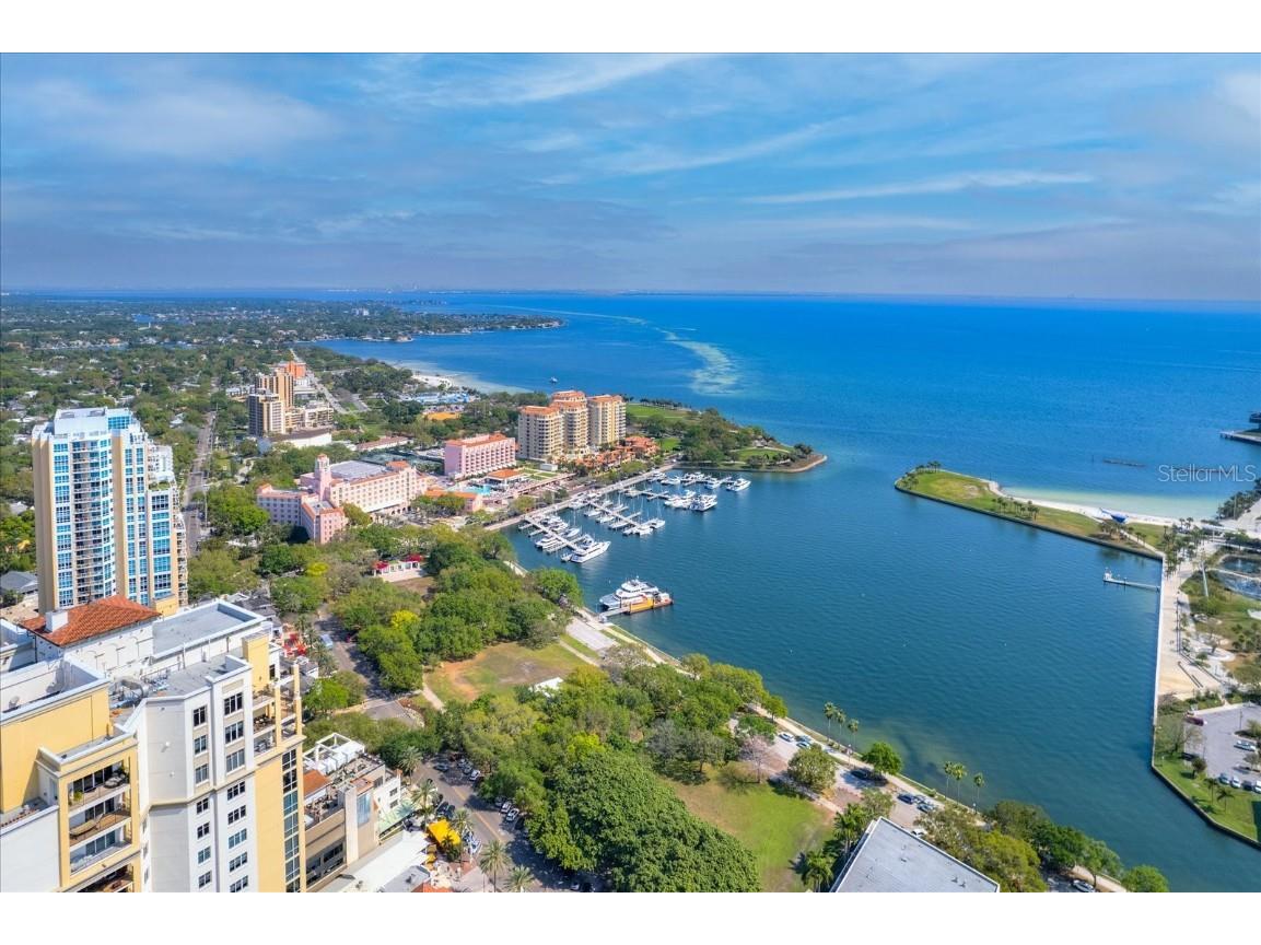 235 10th Avenue NE Saint Petersburg FL 33701 - TAMPA BAY TB8397032 image35