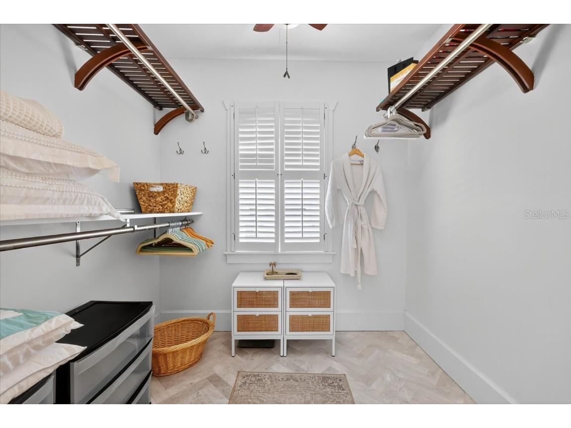 235 10th Avenue NE Saint Petersburg FL 33701 - TAMPA BAY TB8397032 image40