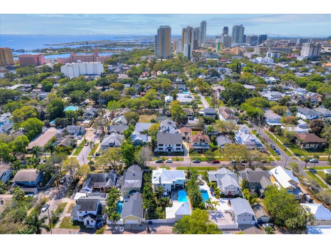 235 10th Avenue NE Saint Petersburg FL 33701 - TAMPA BAY TB8397032 image47