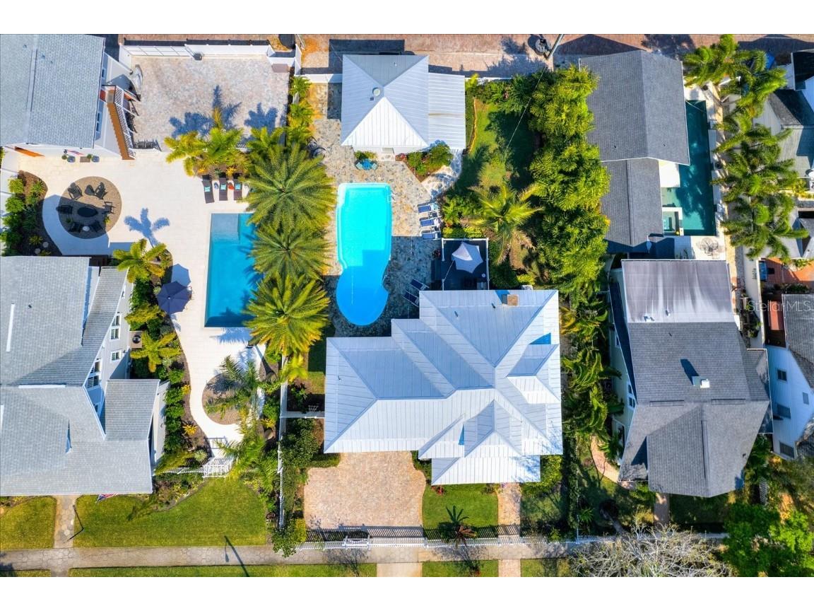 235 10th Avenue NE Saint Petersburg FL 33701 - TAMPA BAY TB8397032 image48