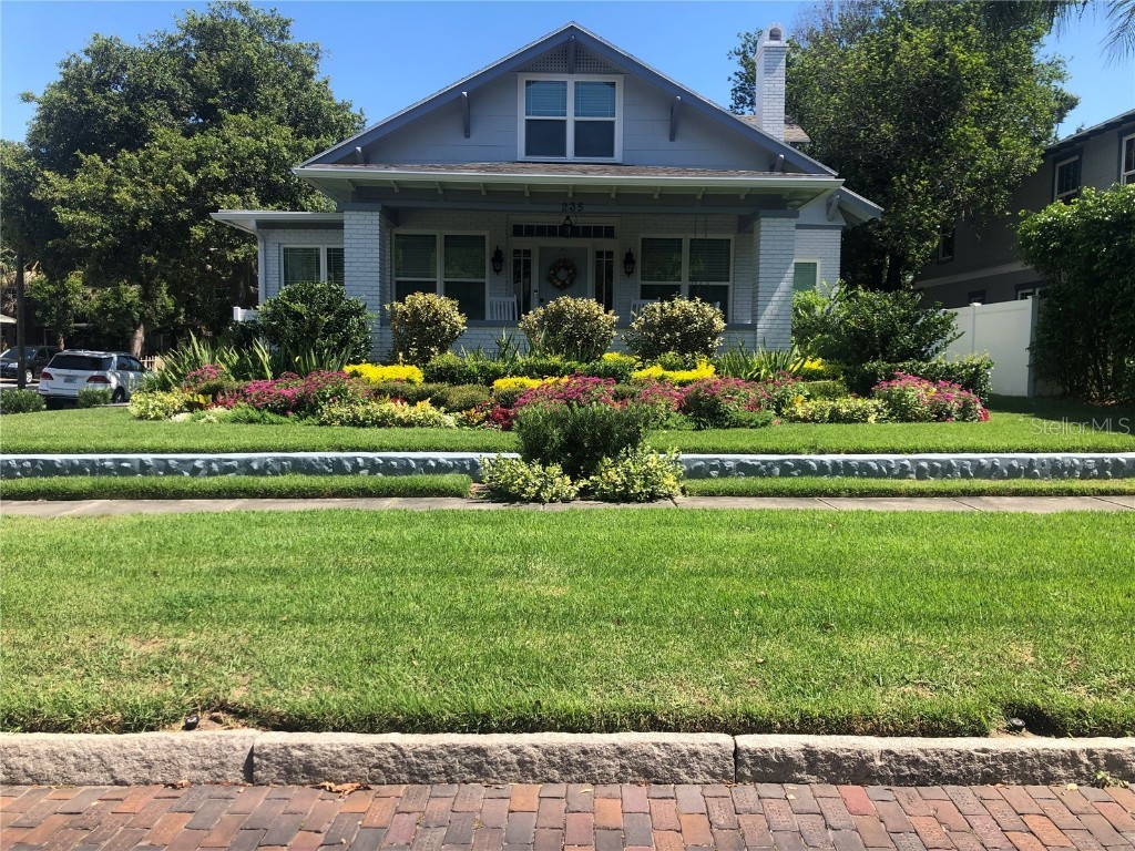 235 12th Avenue N Saint Petersburg FL 33701 TB8308370 image1