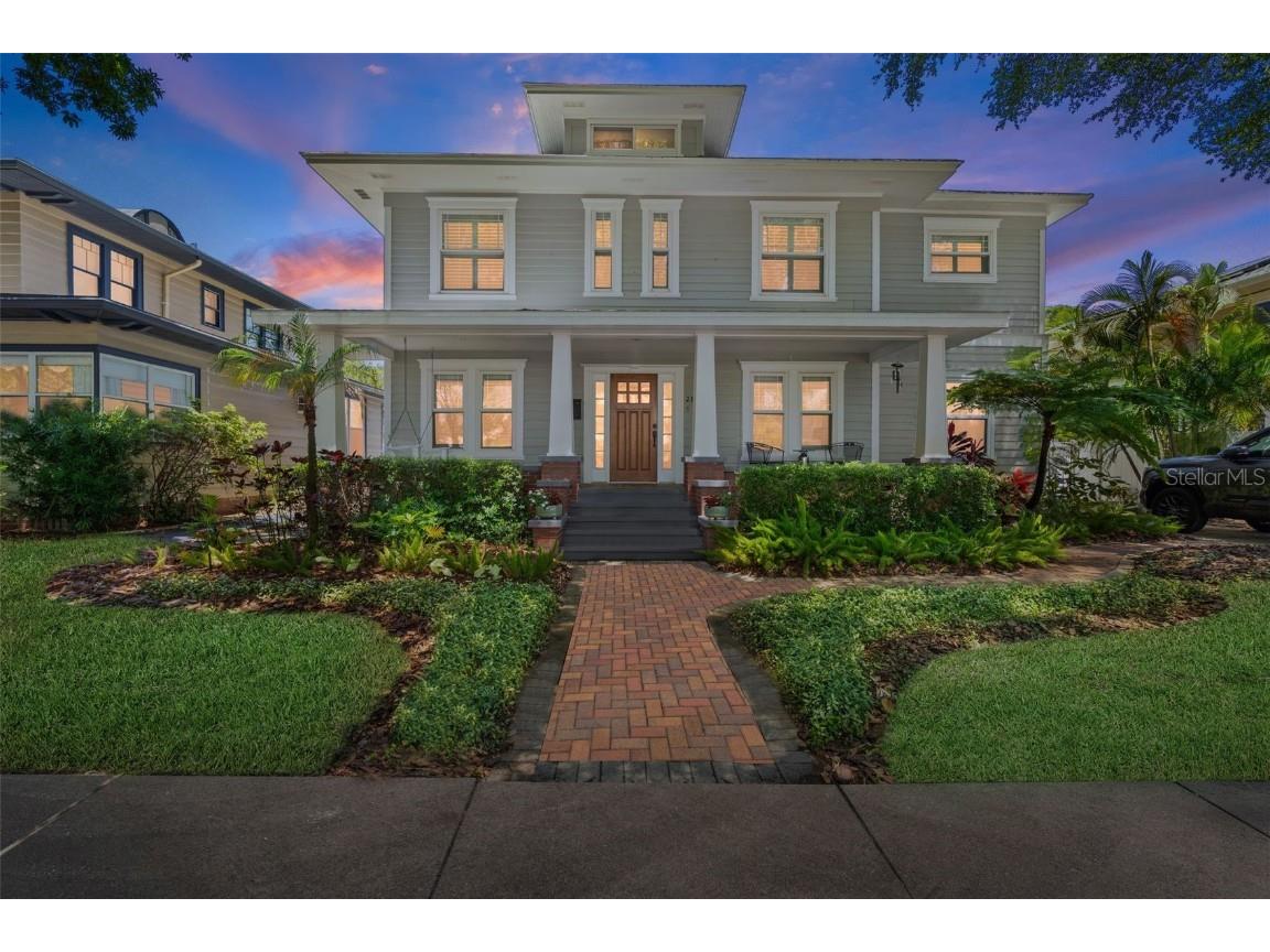 235 14th Avenue NE Saint Petersburg FL 33701 U8239152 image1