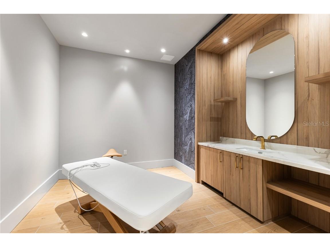 275 1st Avenue S #1407 Saint Petersburg FL 33701 TB8457843 image30