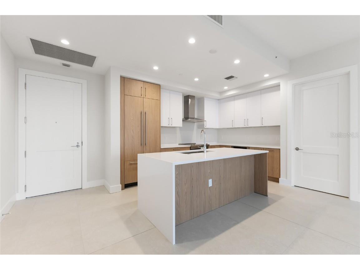 275 1st Avenue S #1407 Saint Petersburg FL 33701 TB8457843 image7