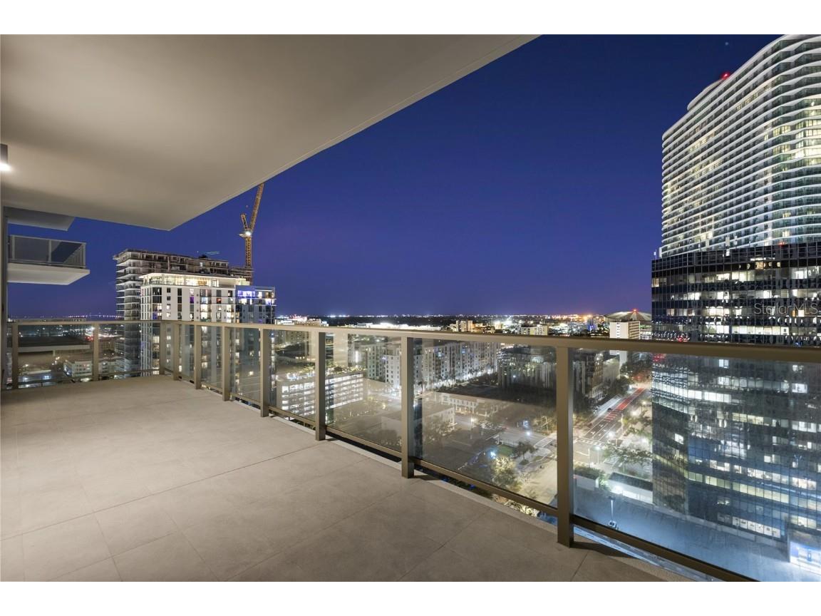 275 1st Avenue S #1907 Saint Petersburg FL 33701 TB8456973 image14