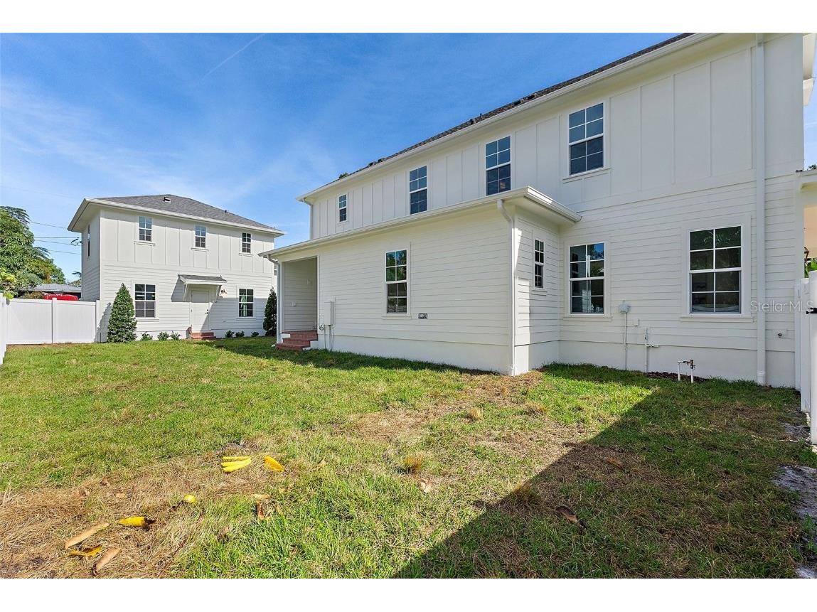 235 24th Avenue SE Saint Petersburg FL 33705 TB8364582 image32