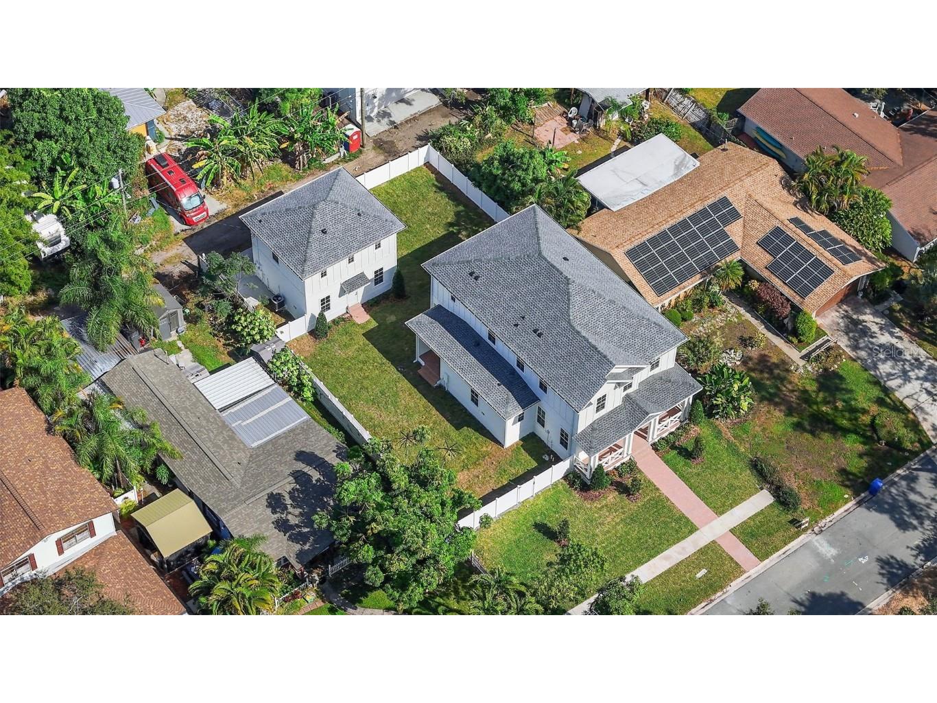 235 24th Avenue SE Saint Petersburg FL 33705 TB8364582 image43