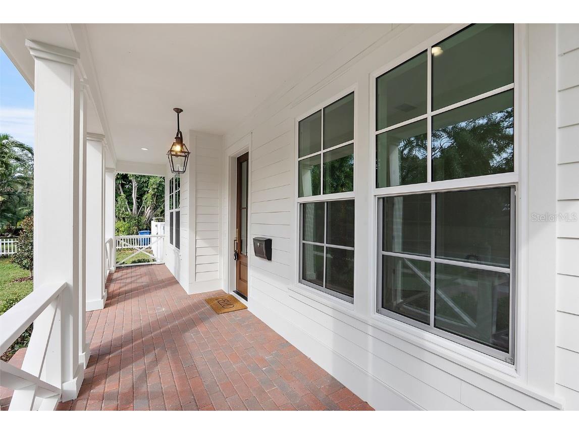 235 24th Avenue SE Saint Petersburg FL 33705 TB8364582 image6