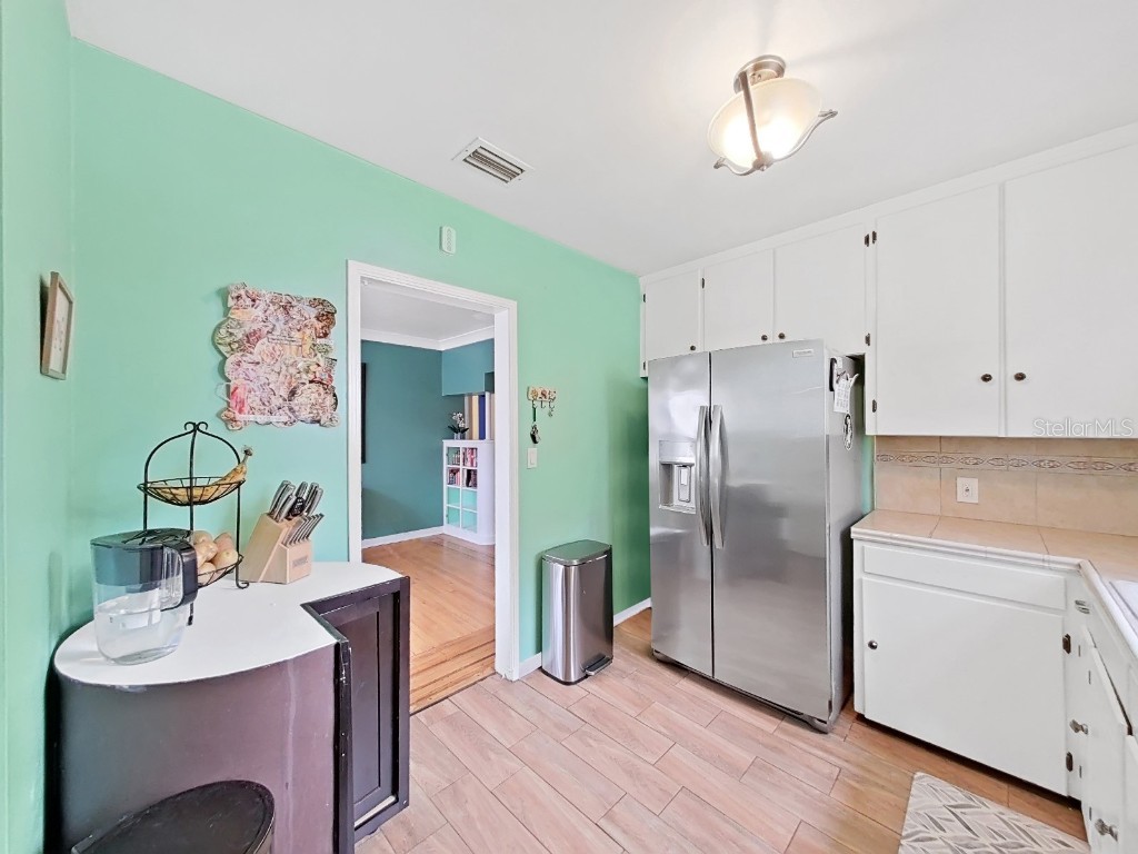 235 38th Street S Saint Petersburg FL 33711 TB8371401 image12
