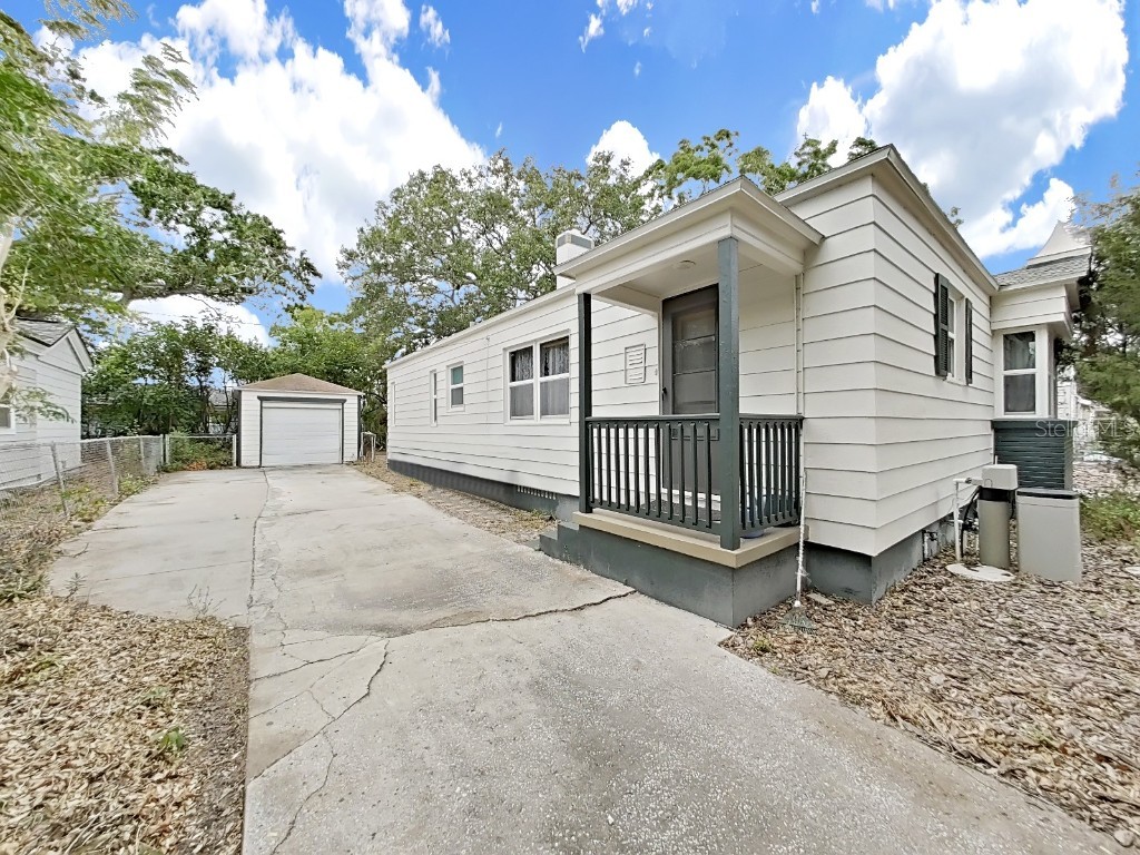 235 38th Street S Saint Petersburg FL 33711 TB8371401 image29