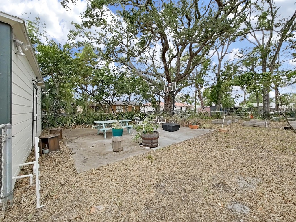 235 38th Street S Saint Petersburg FL 33711 TB8371401 image34