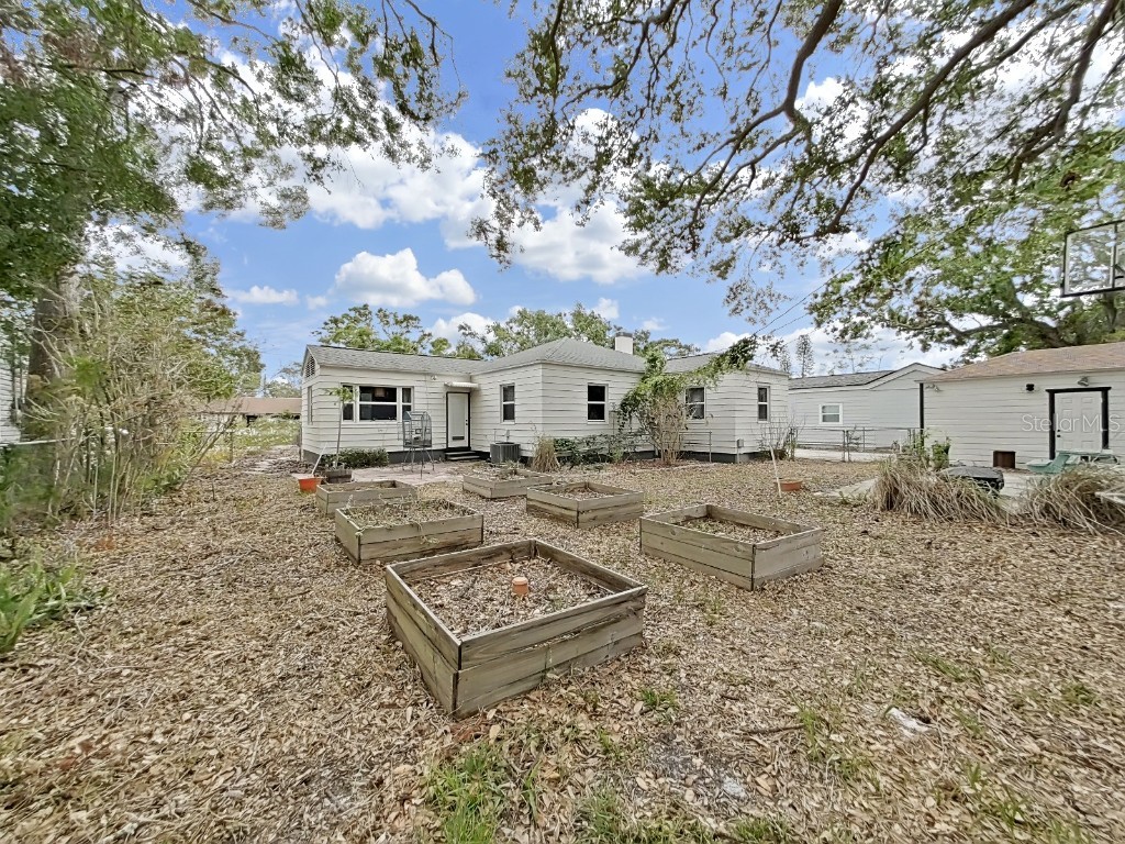 235 38th Street S Saint Petersburg FL 33711 TB8371401 image36