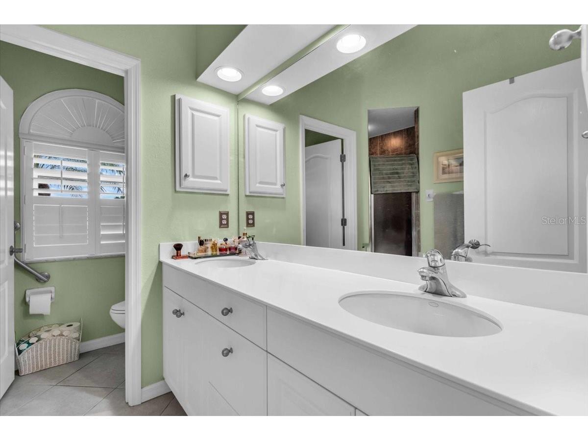 235 Auburn Woods Circle Venice FL 34292 A4665479 image32