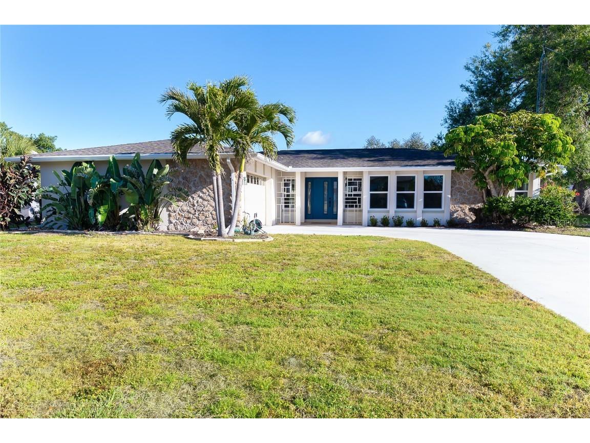235 Caddy Road Rotonda West FL 33947 D6141461 image2