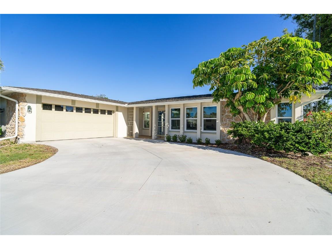 235 Caddy Road Rotonda West FL 33947 D6141461 image4