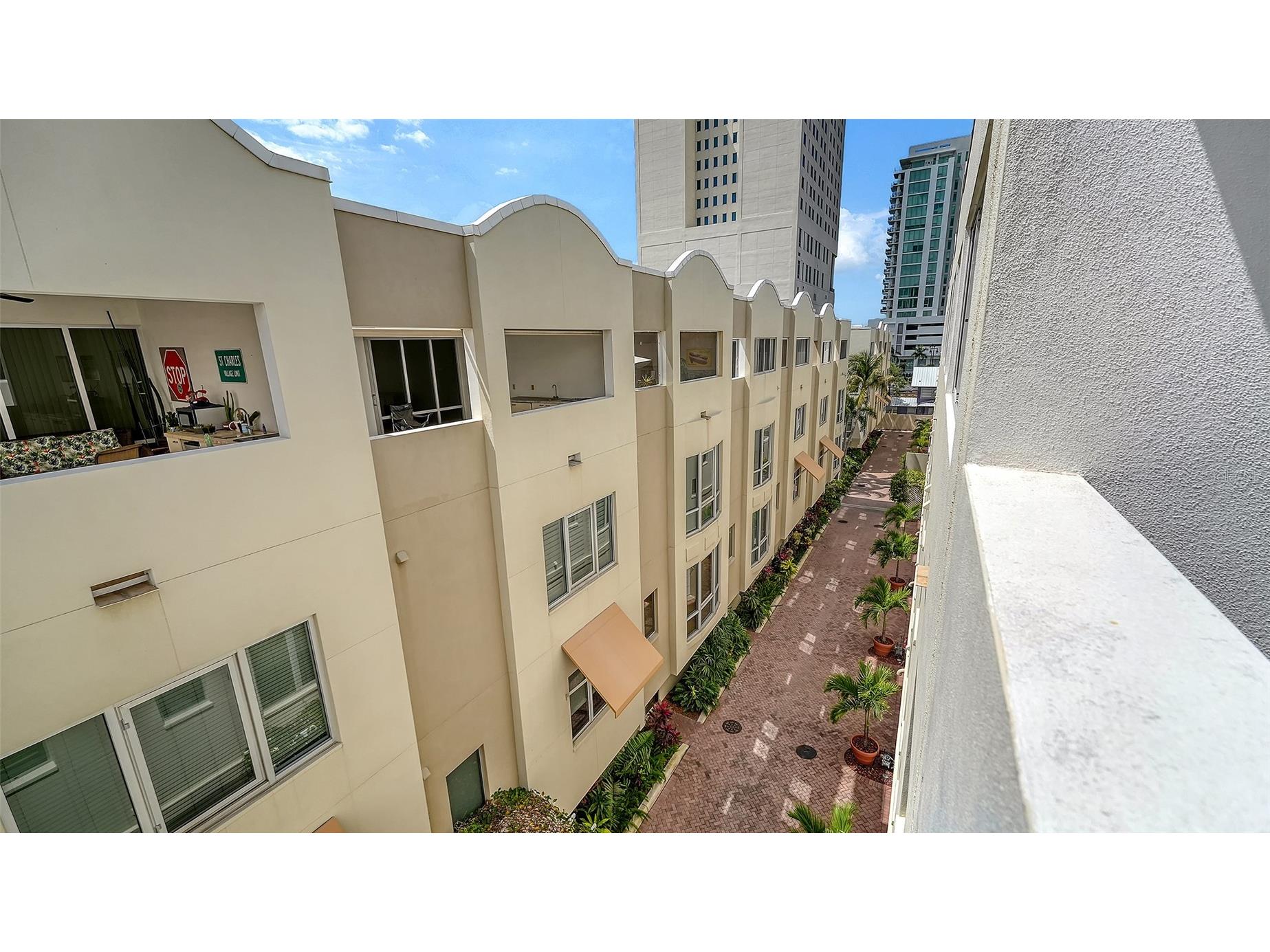 235 Cocoanut Avenue #106-B Sarasota FL 34236 A4688841 image44