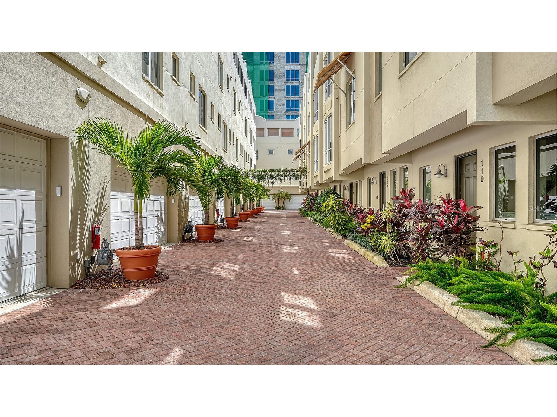 235 Cocoanut Avenue #106-B Sarasota FL 34236 A4688841 image45